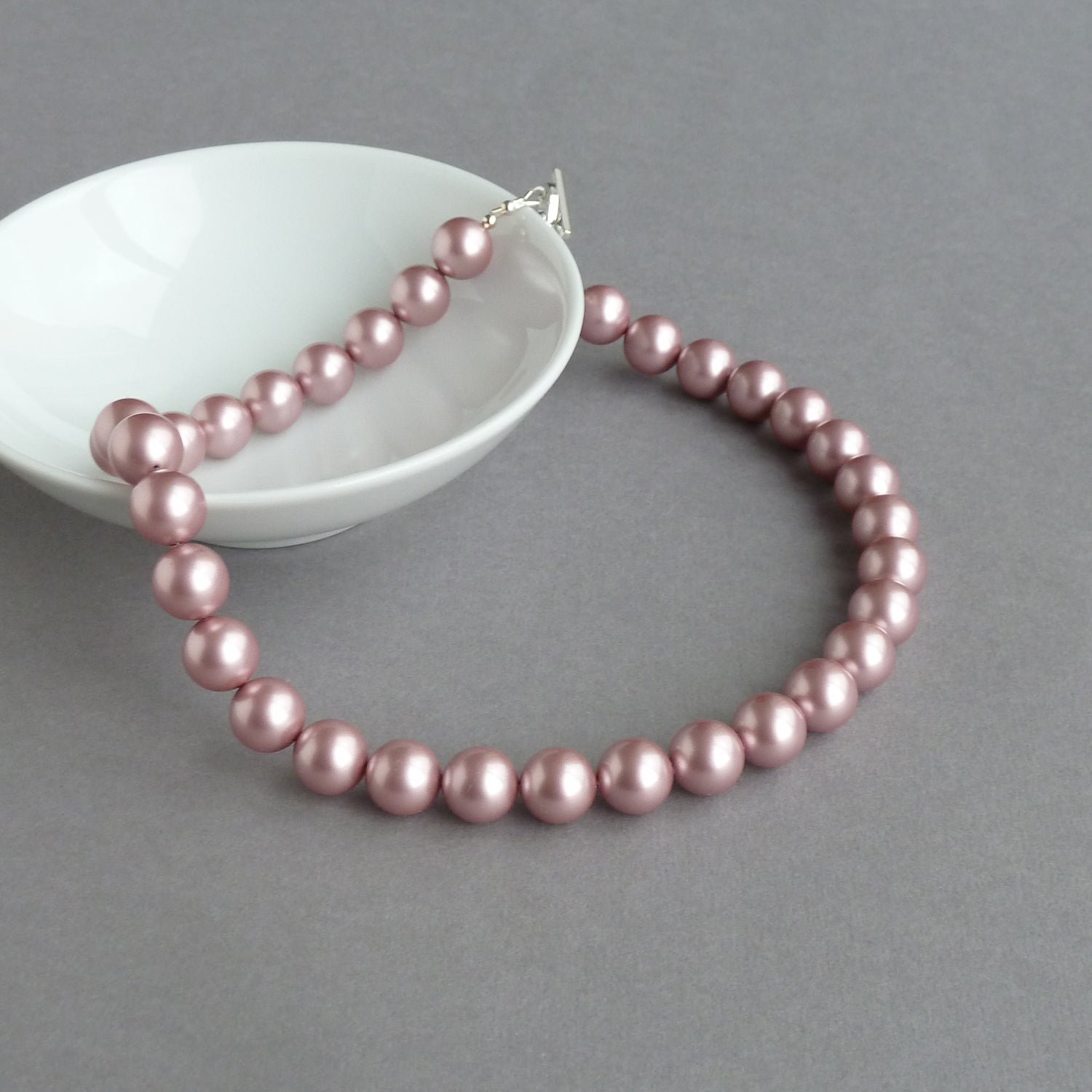 Chunky pink hot sale pearl necklace