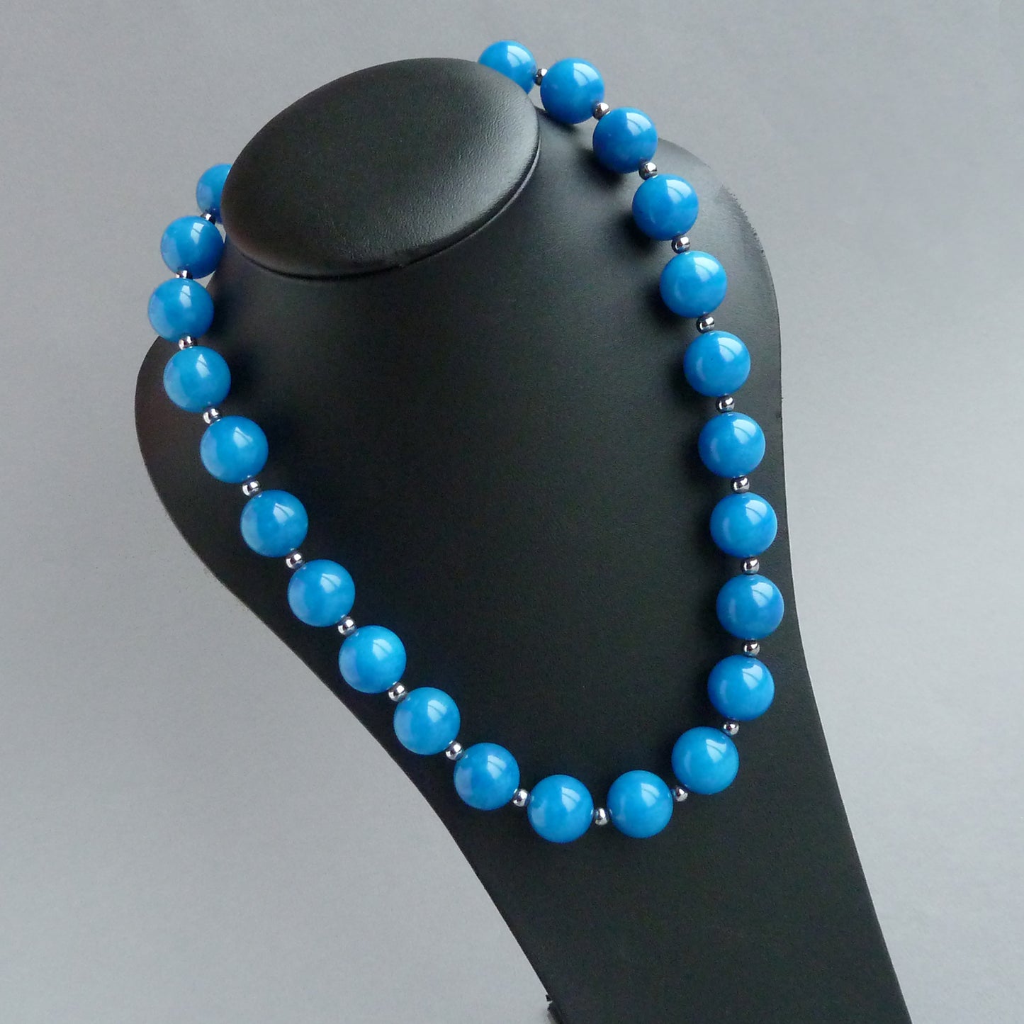 Chunky sea blue necklace