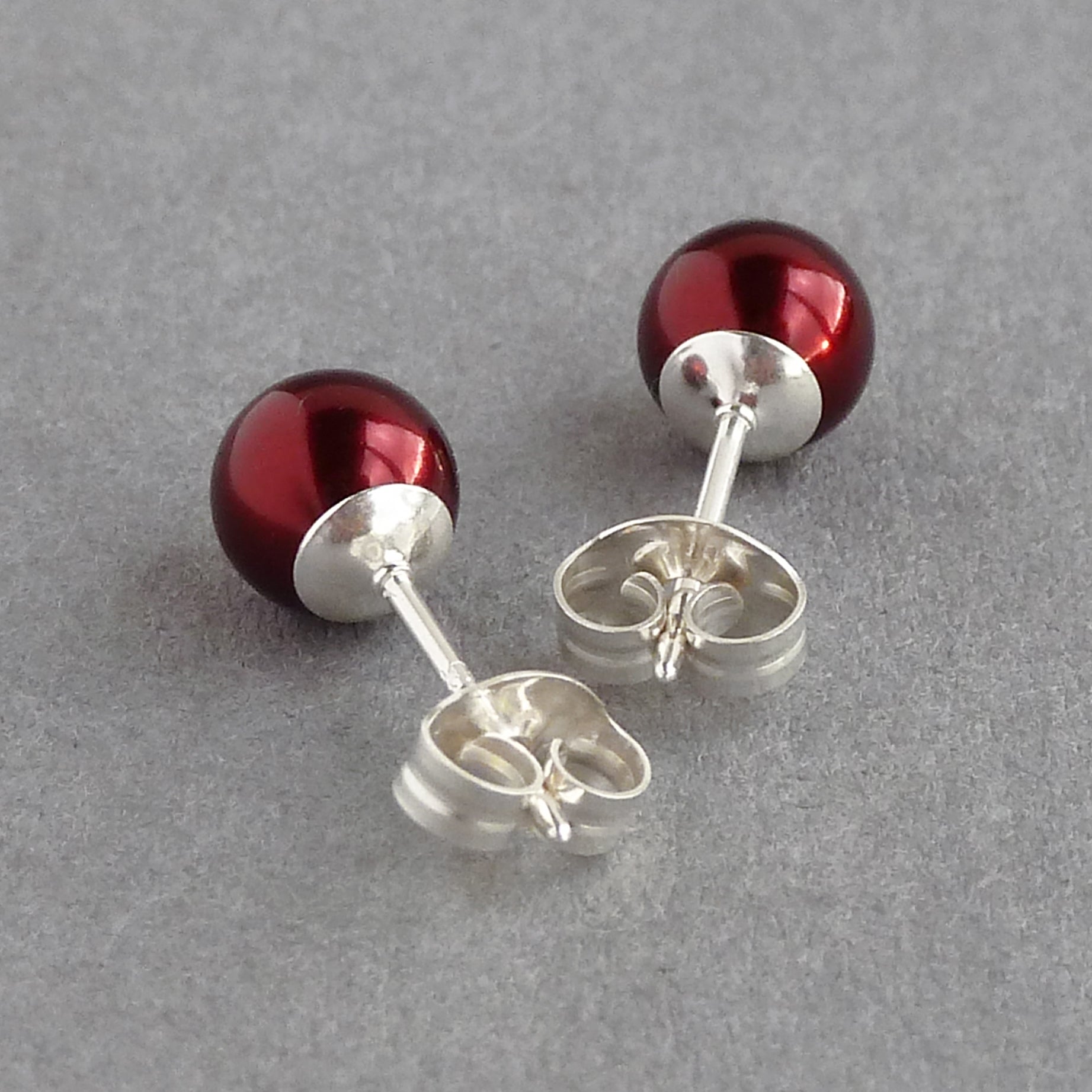 6mm burgundy pearl studs