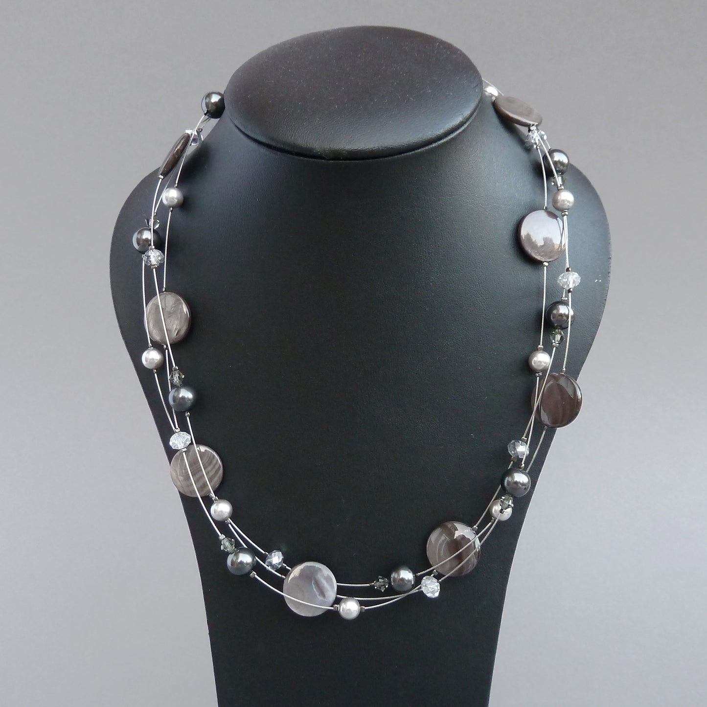 Black pearl necklace