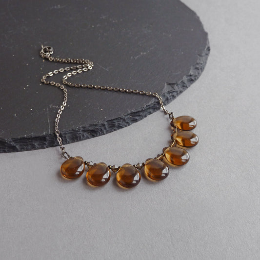 Brown fan necklace