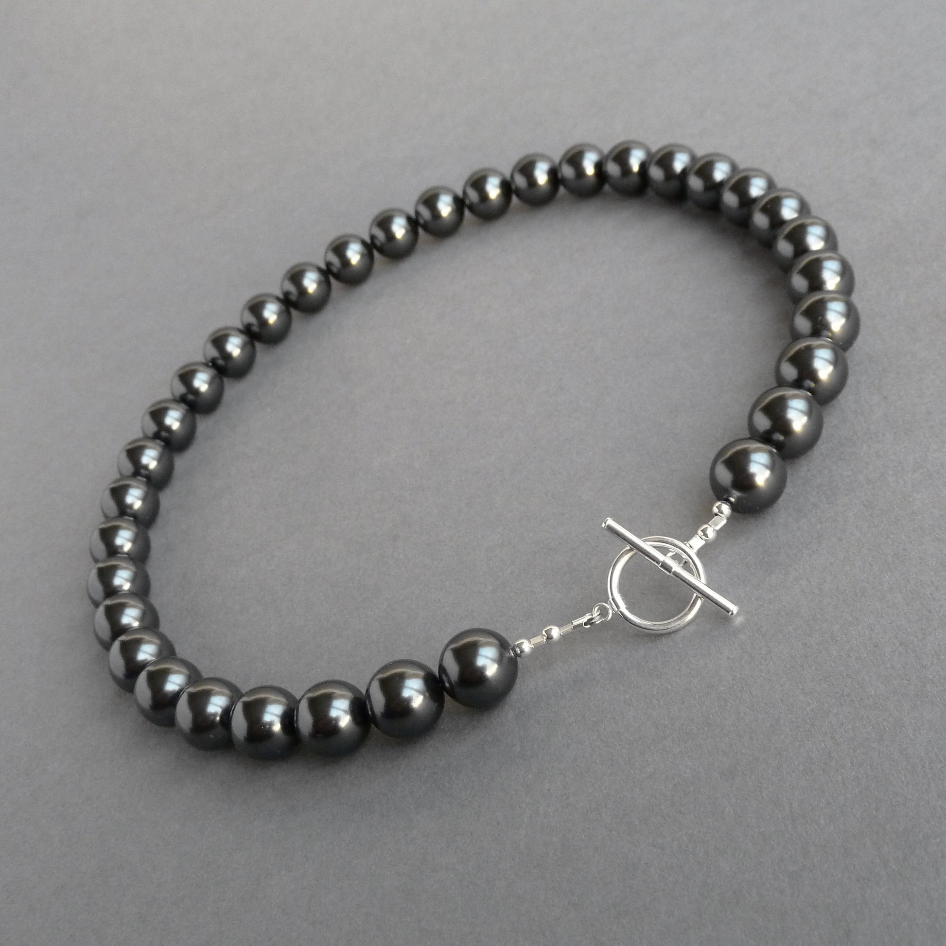 Chunky dark grey pearls