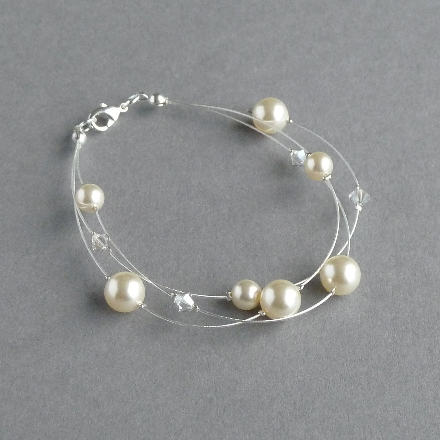 Cream floating pearl bracelet for women