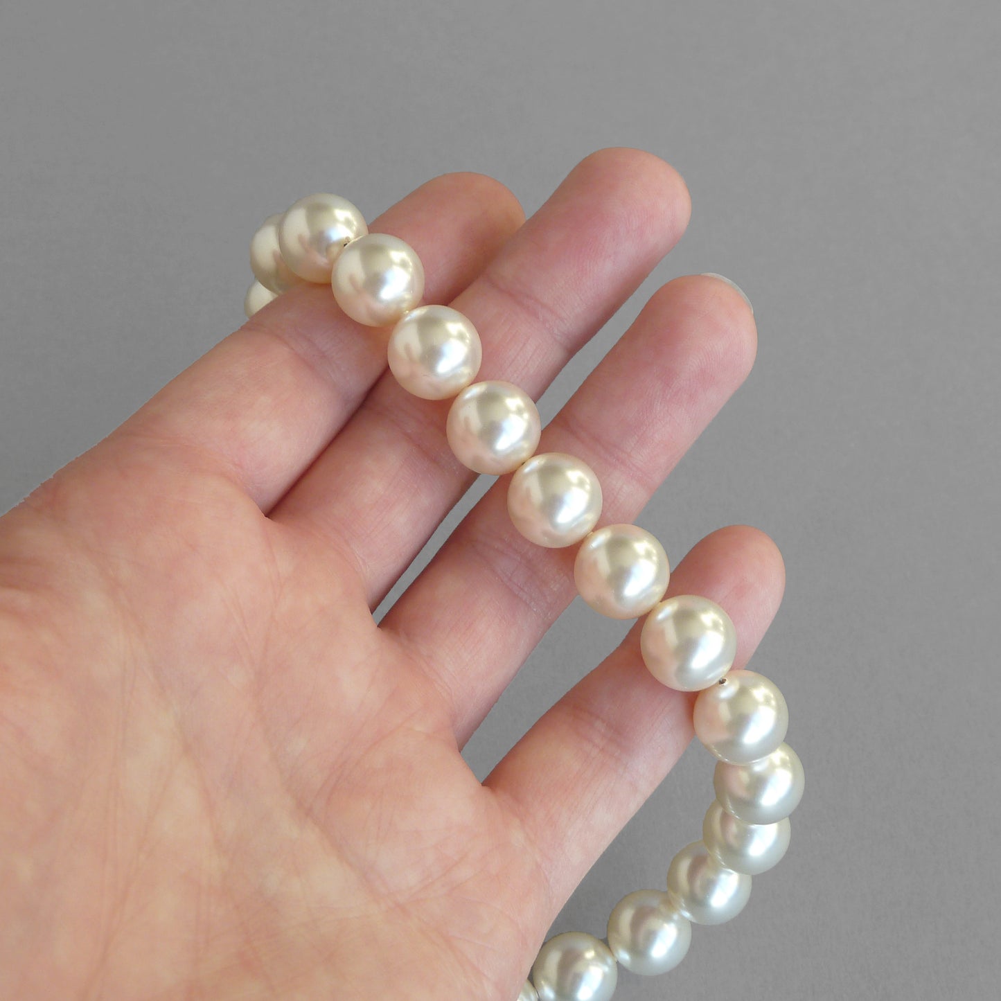Cream glass pearl necklace for women