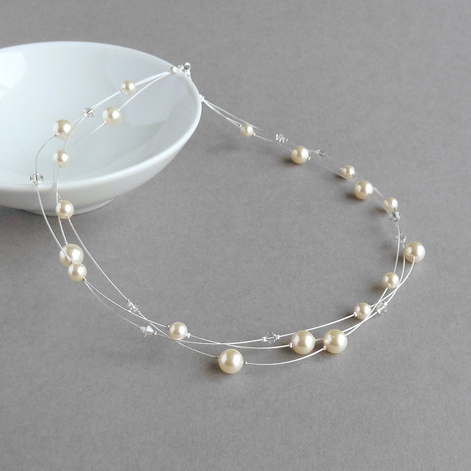 Cream pearl bridal necklaces