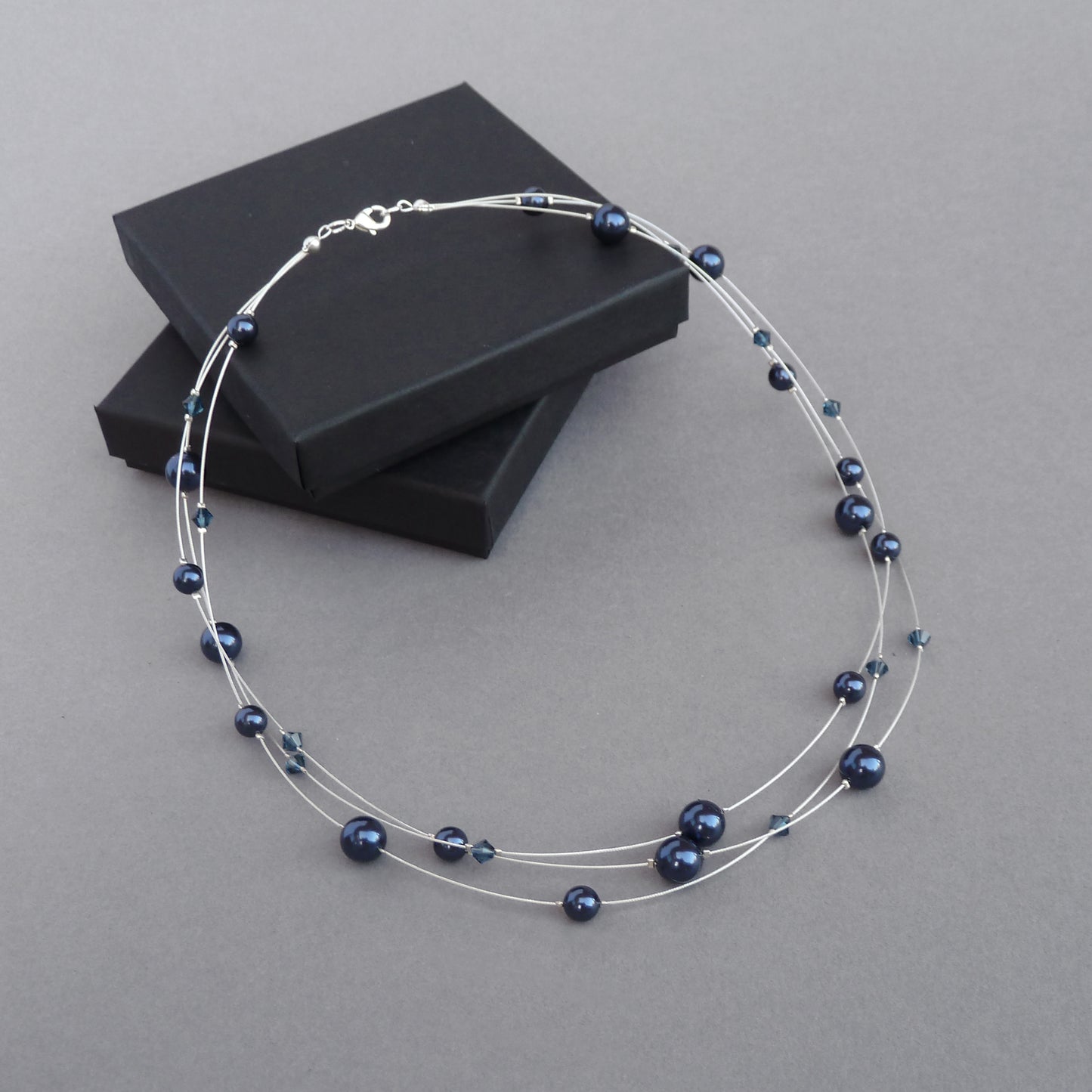 Dainty midnight blue pearl necklace