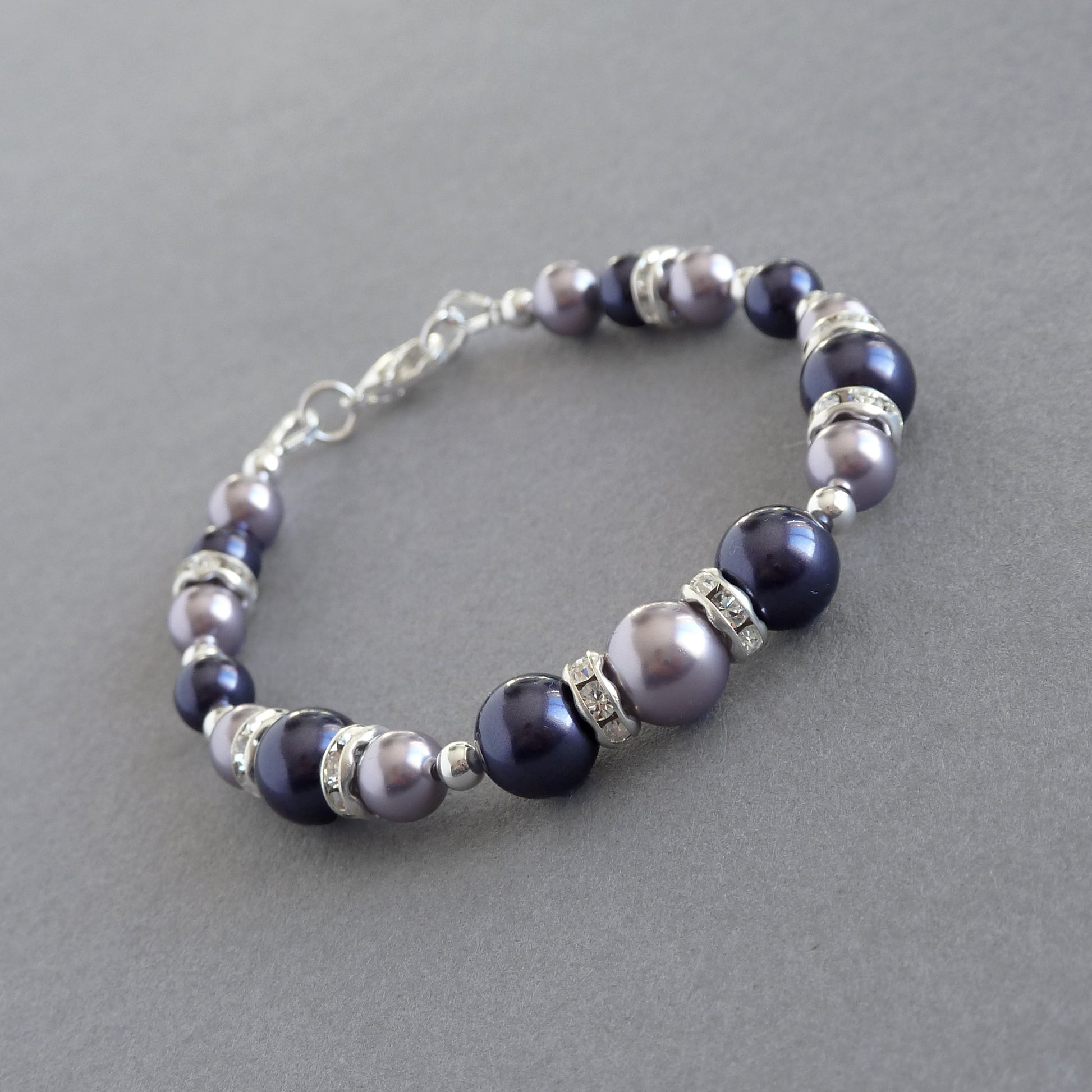 Dark purple pearl and crystal bracelet