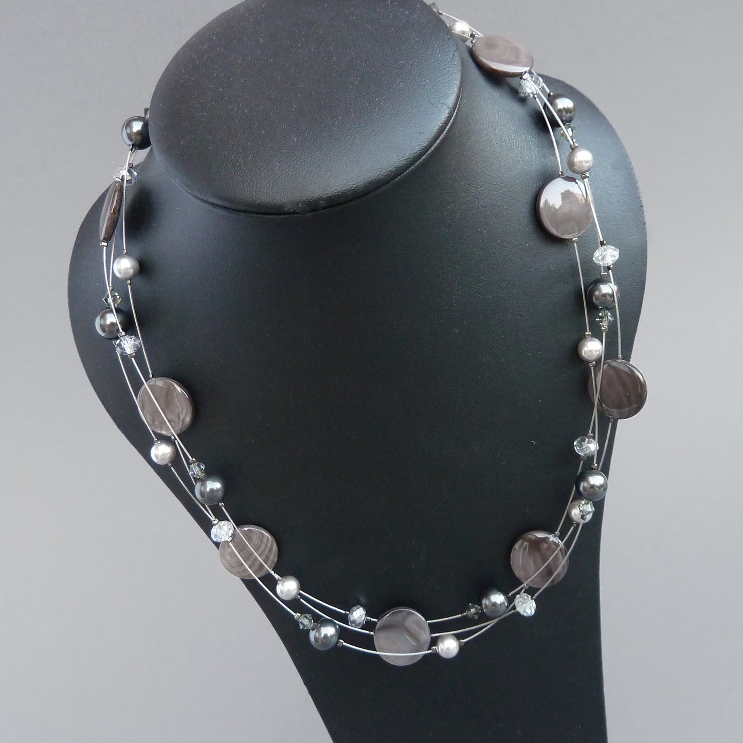 Deep grey pearl necklace