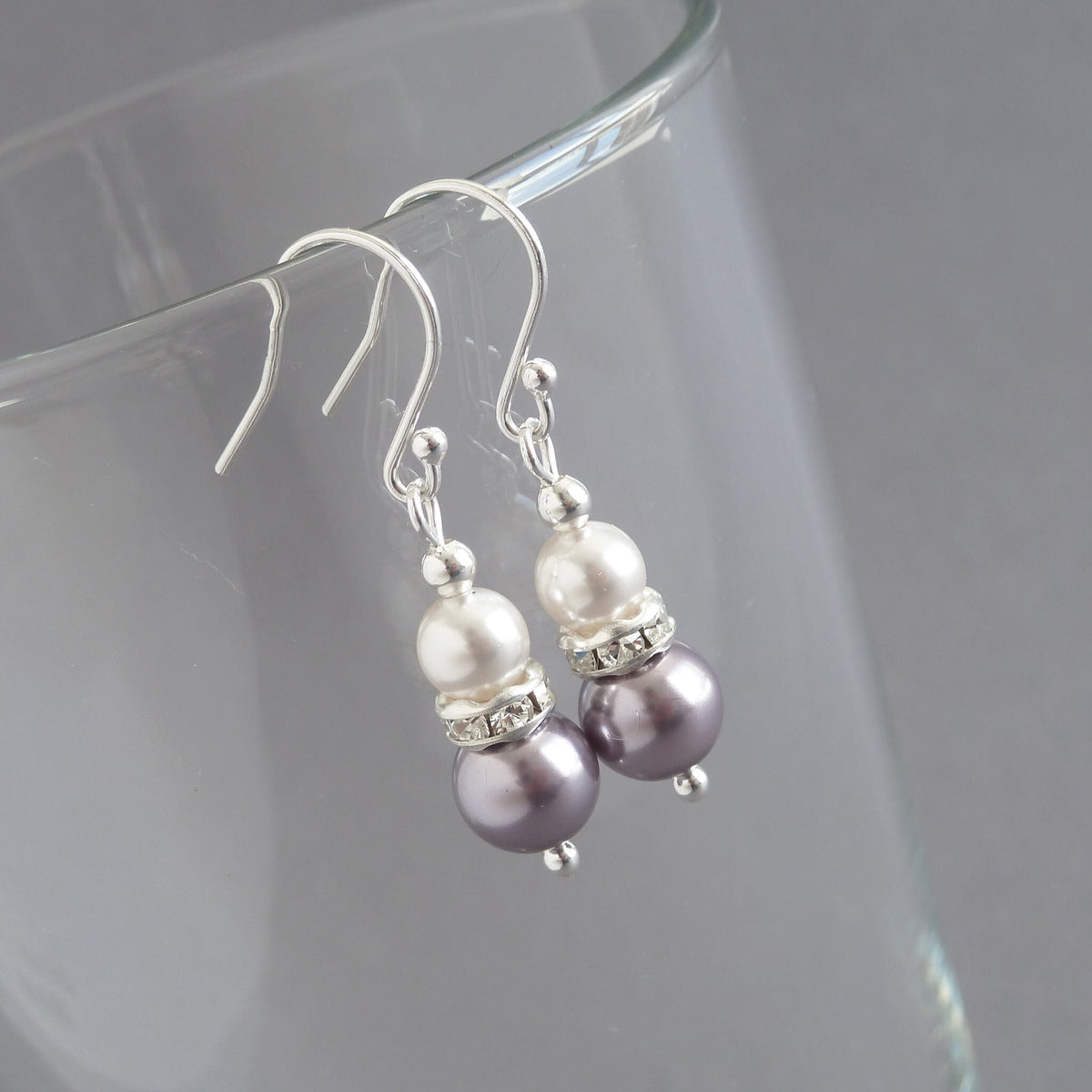 Light purple pearl dangle earrings