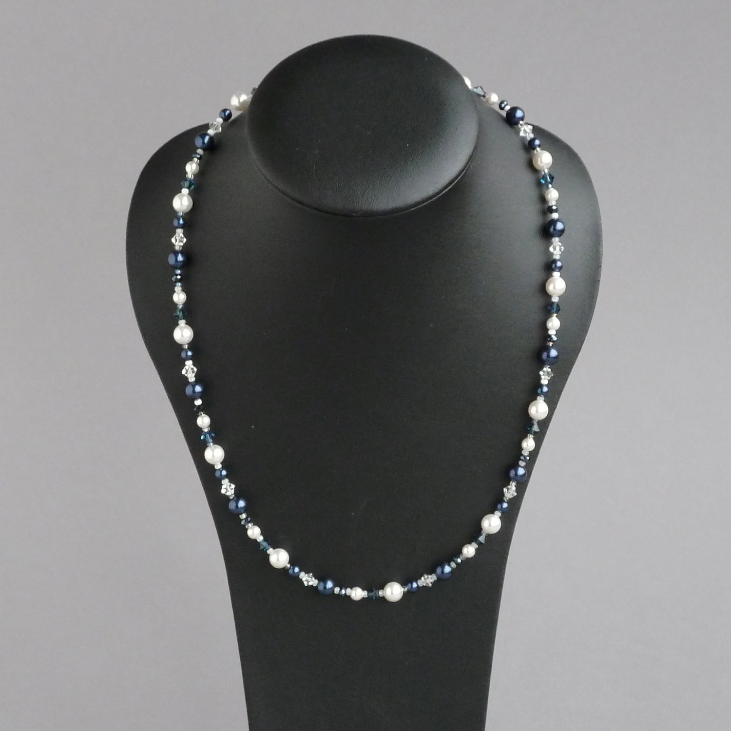 Adjustable navy blue pearl necklaces