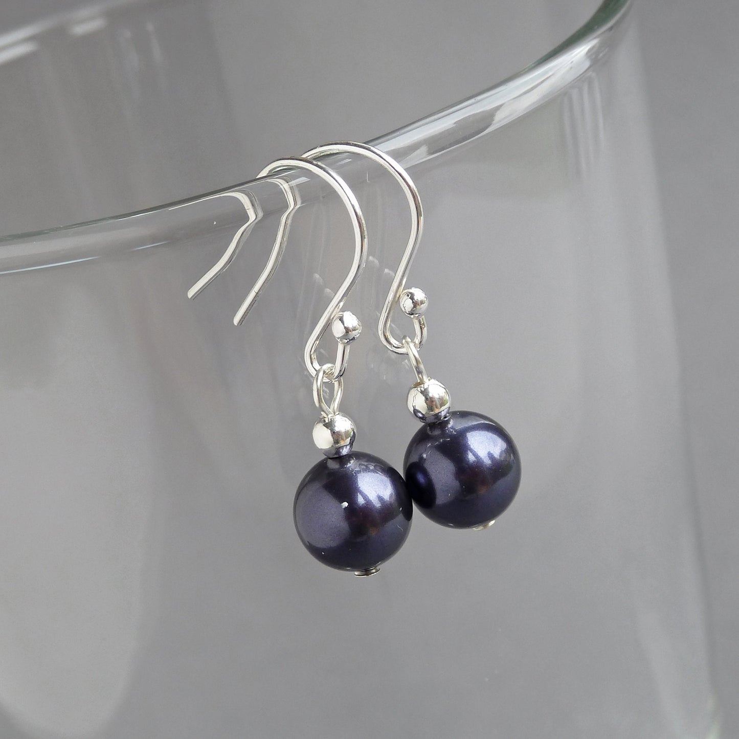 Simple dark purple earrings