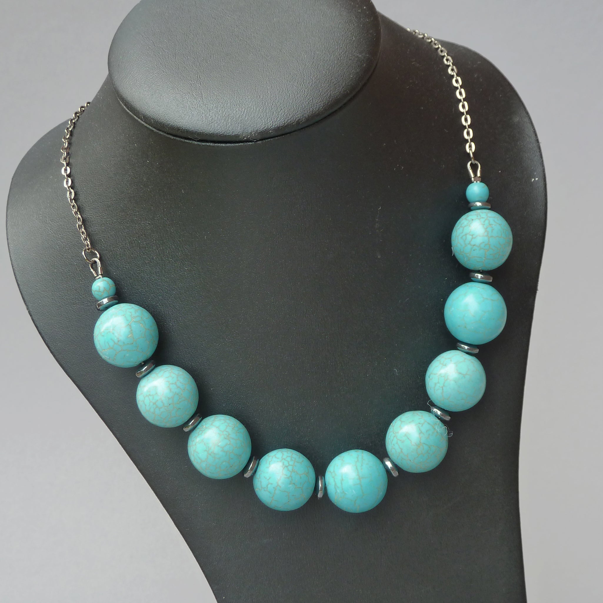 NT20 Green Chunky Turquoise Necklace, Sterling Pendant by Nance Trueworthy  | Dare/Sandpiper Gallery