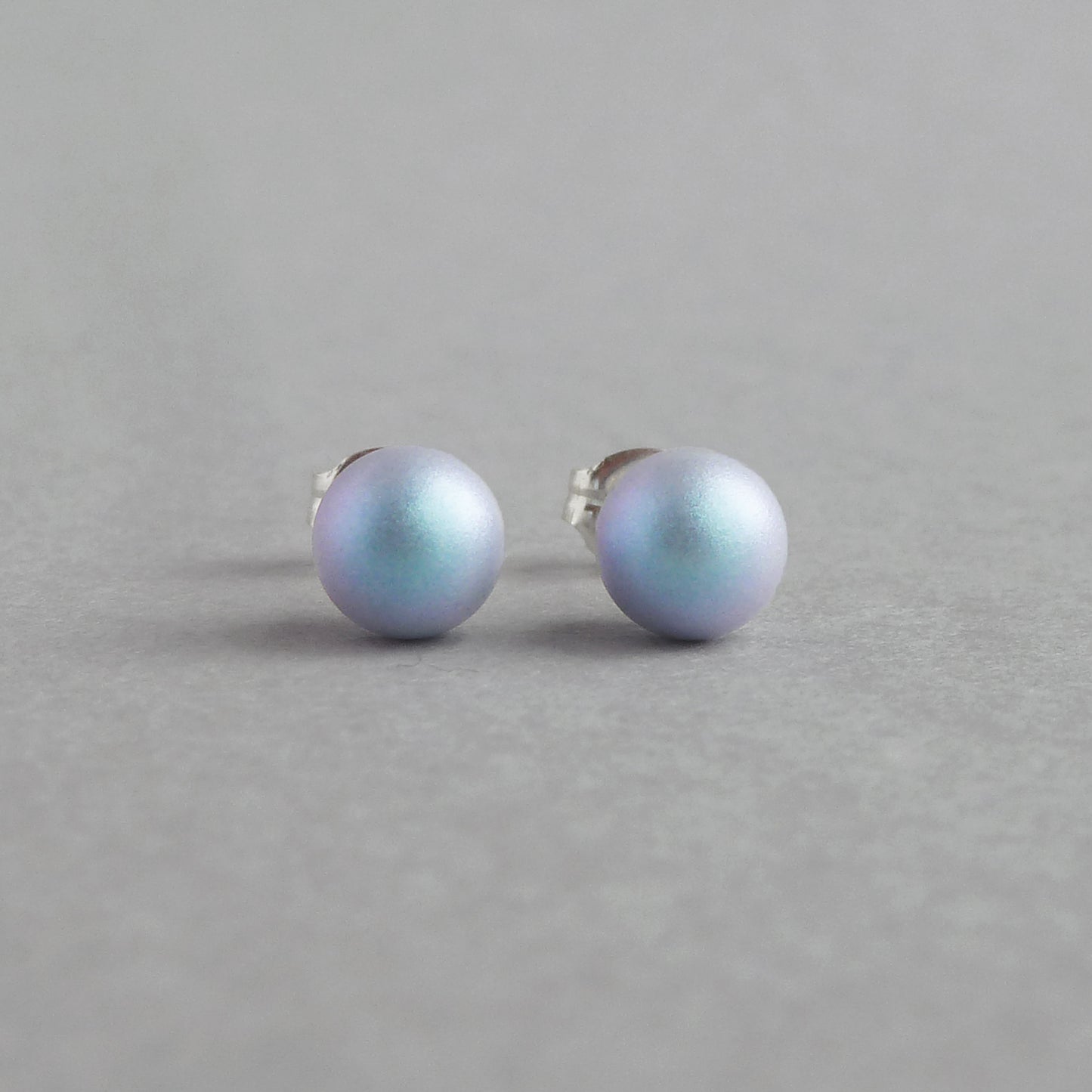6mm light blue pearl studs