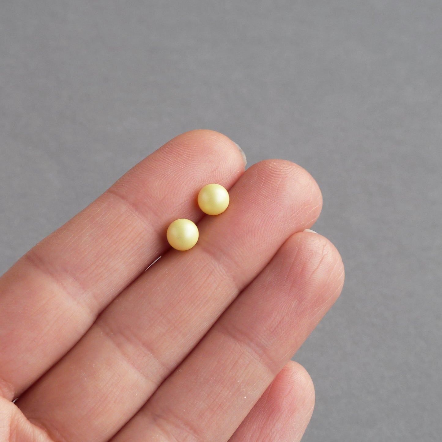 6mm pastel yellow stud earrings