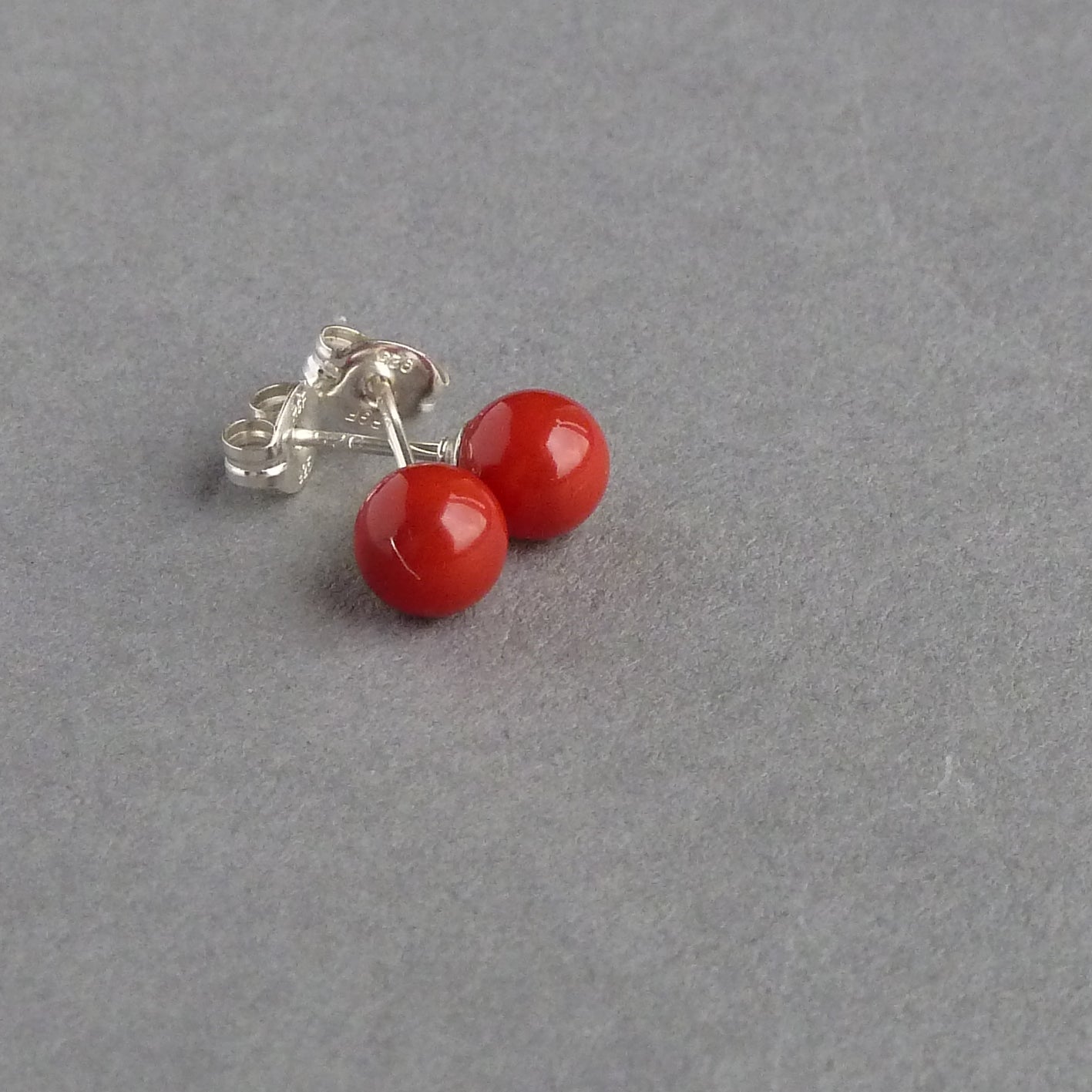 6mm scarlet stud earrings