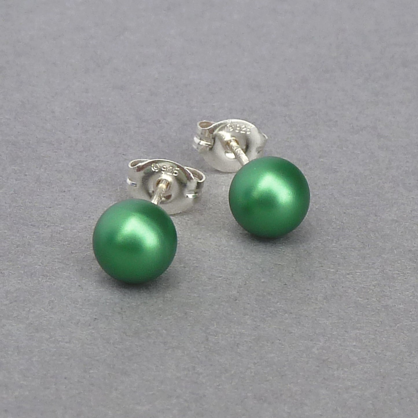 6mm eden green studs