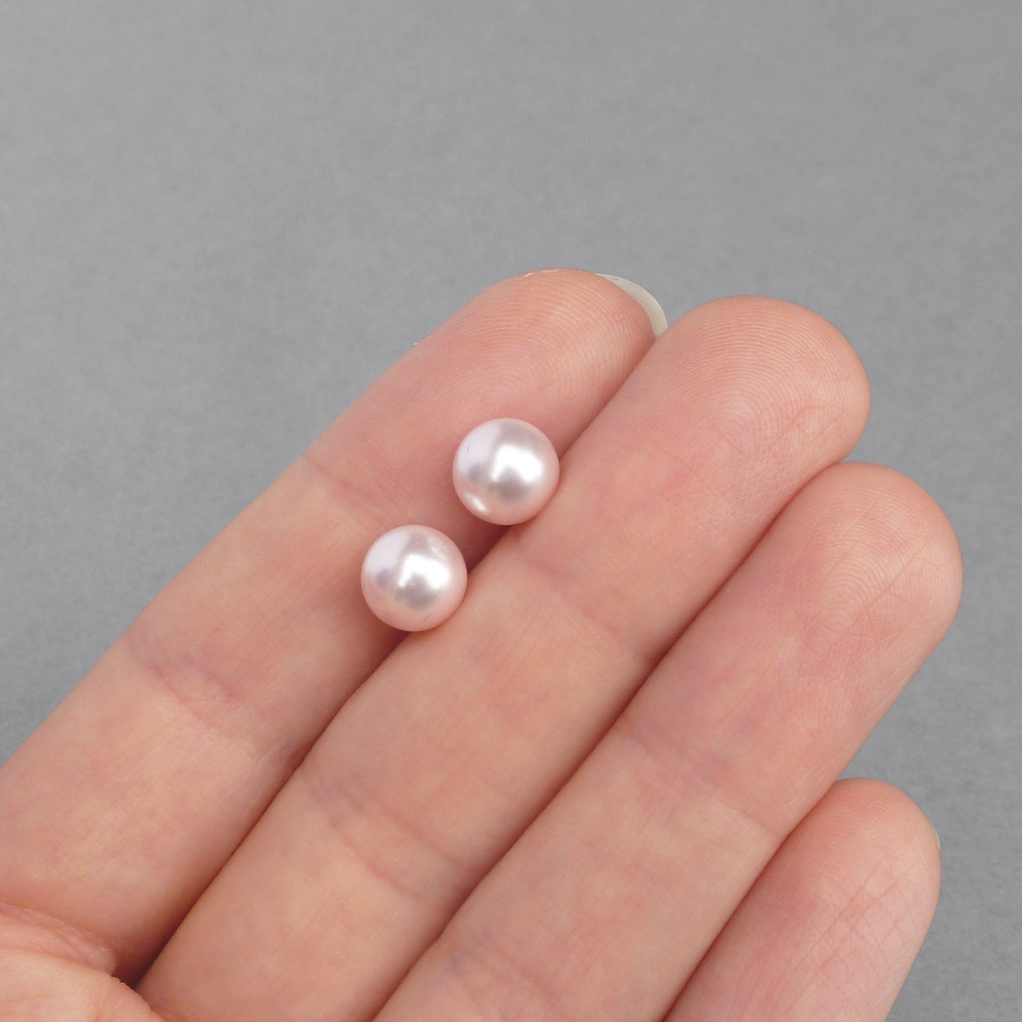 8mm light pink stud earrings