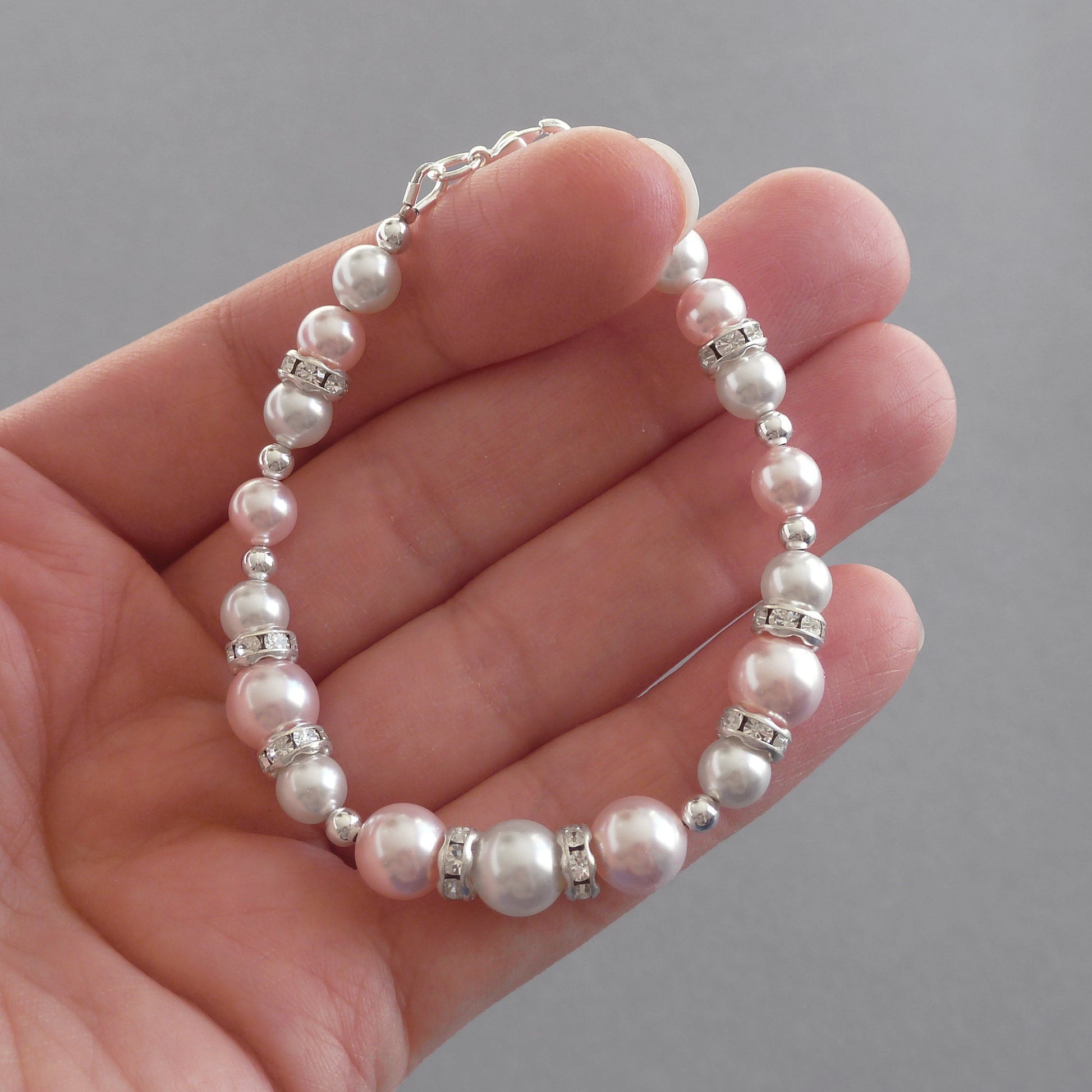 Blush pink and white pearl bracelet