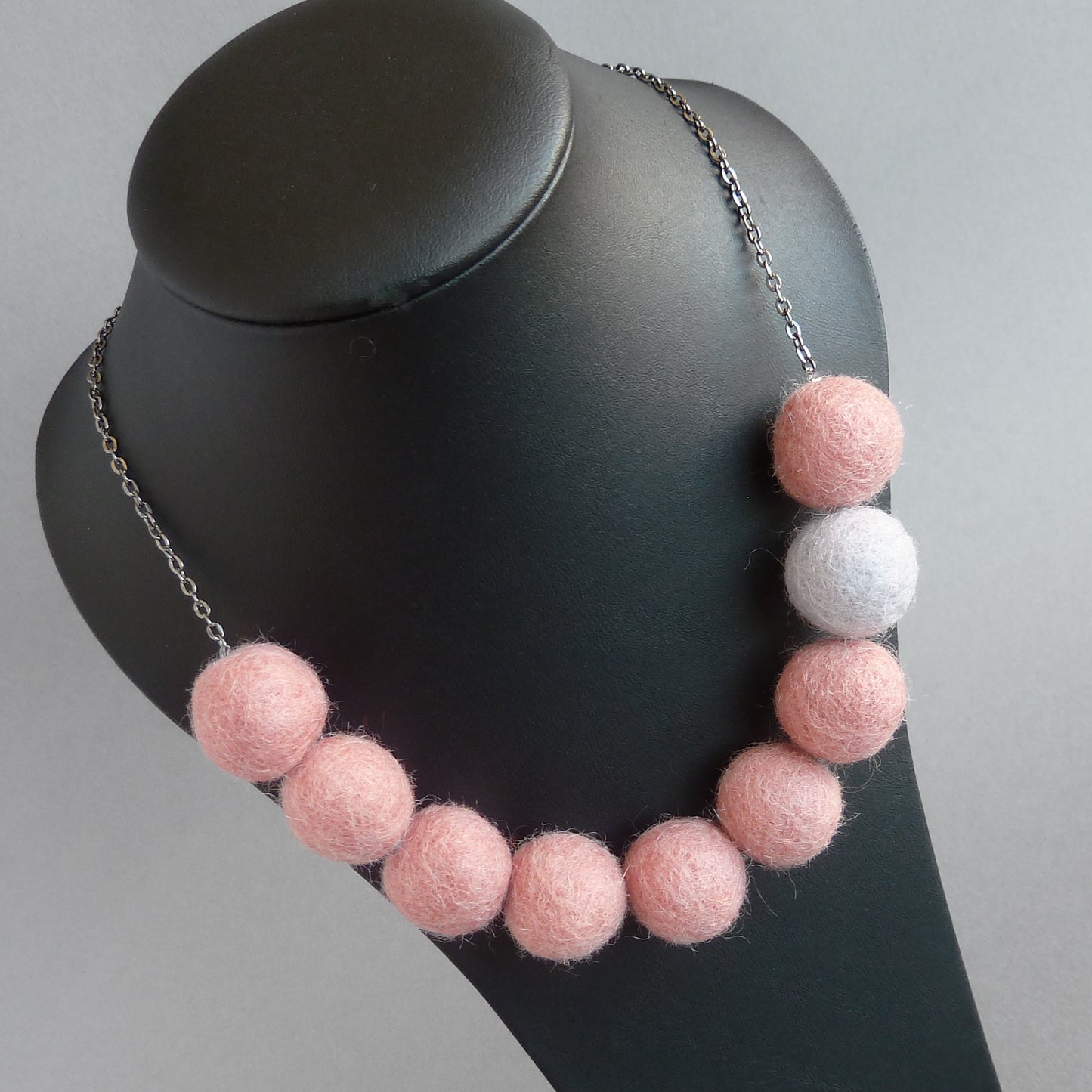 Dusky pink felt necklace