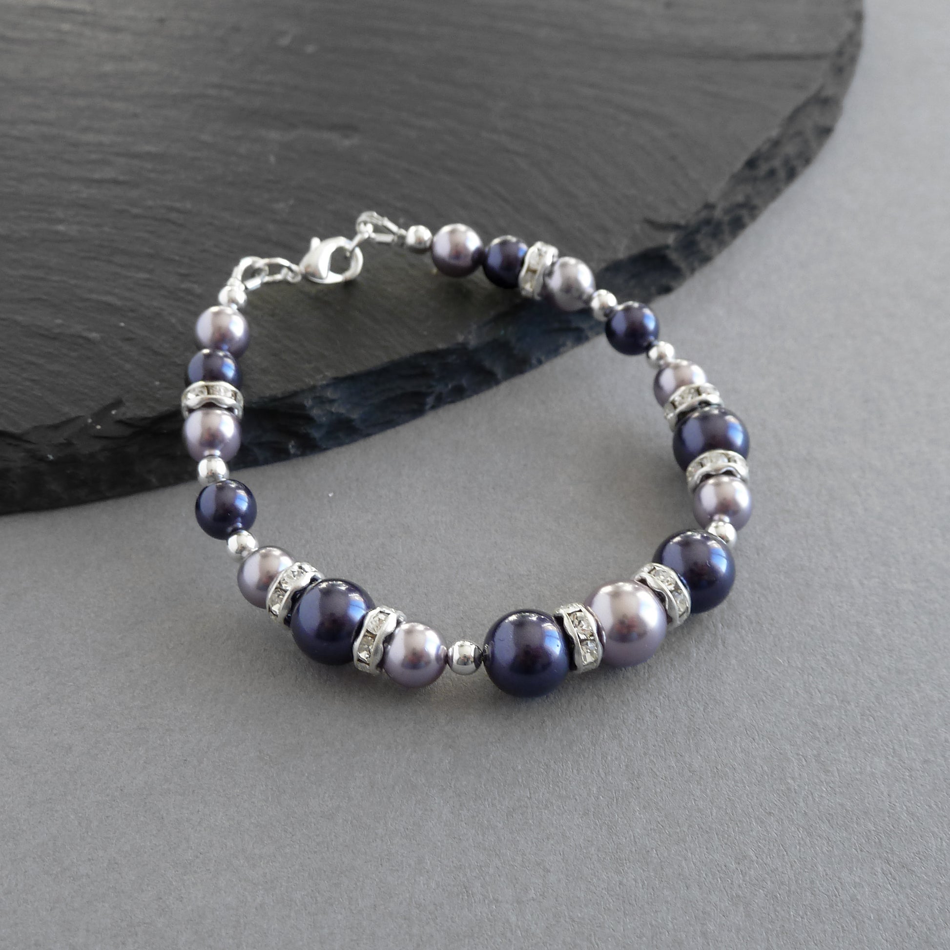 Dusty purple pearl and crystal bracelet