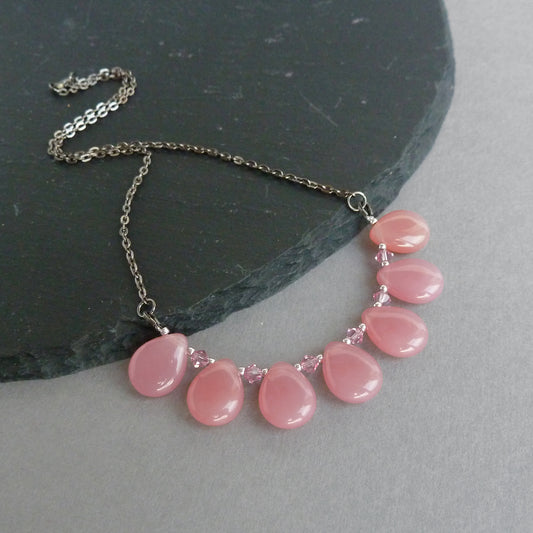 Dusty rose fan necklace