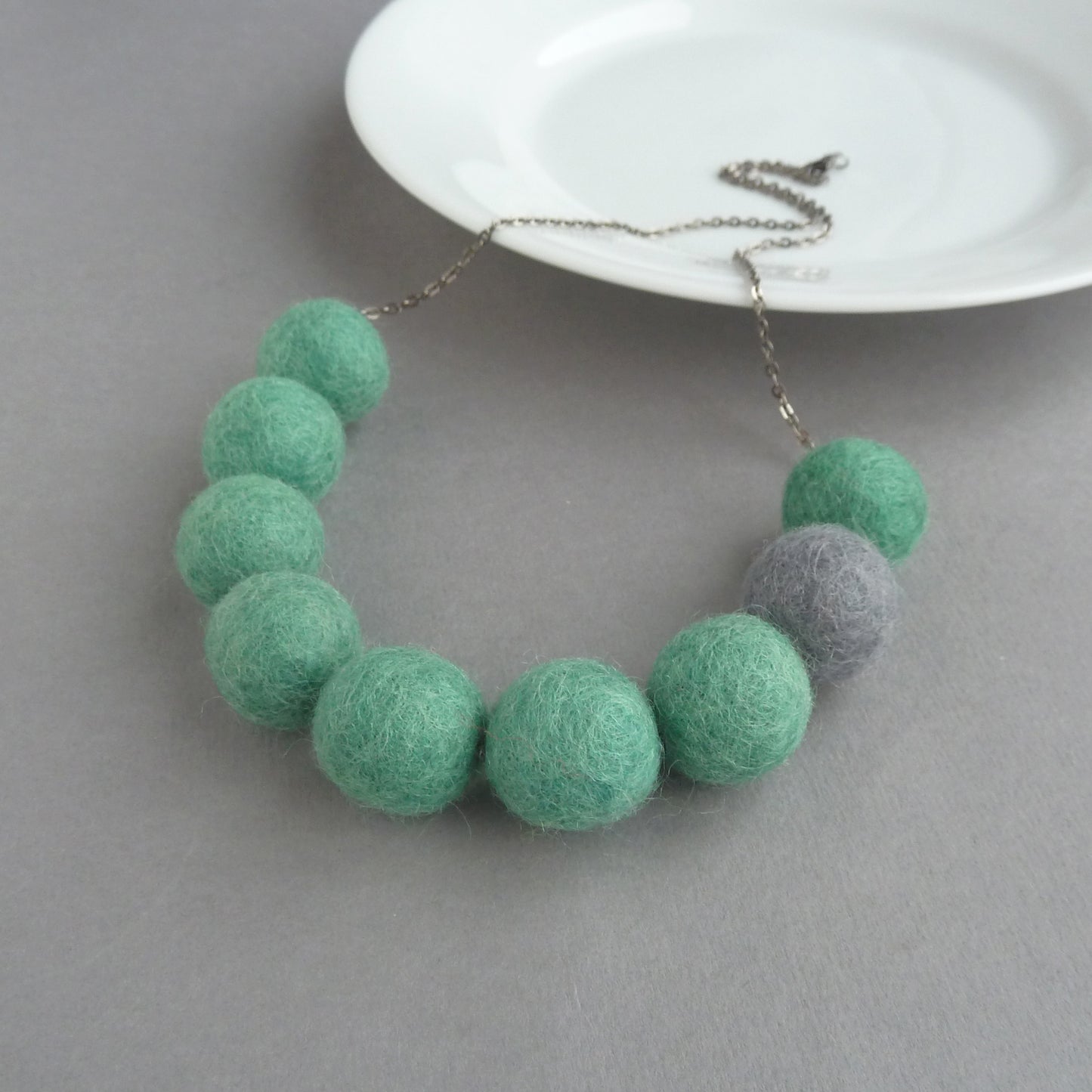 Jade green felt necklace