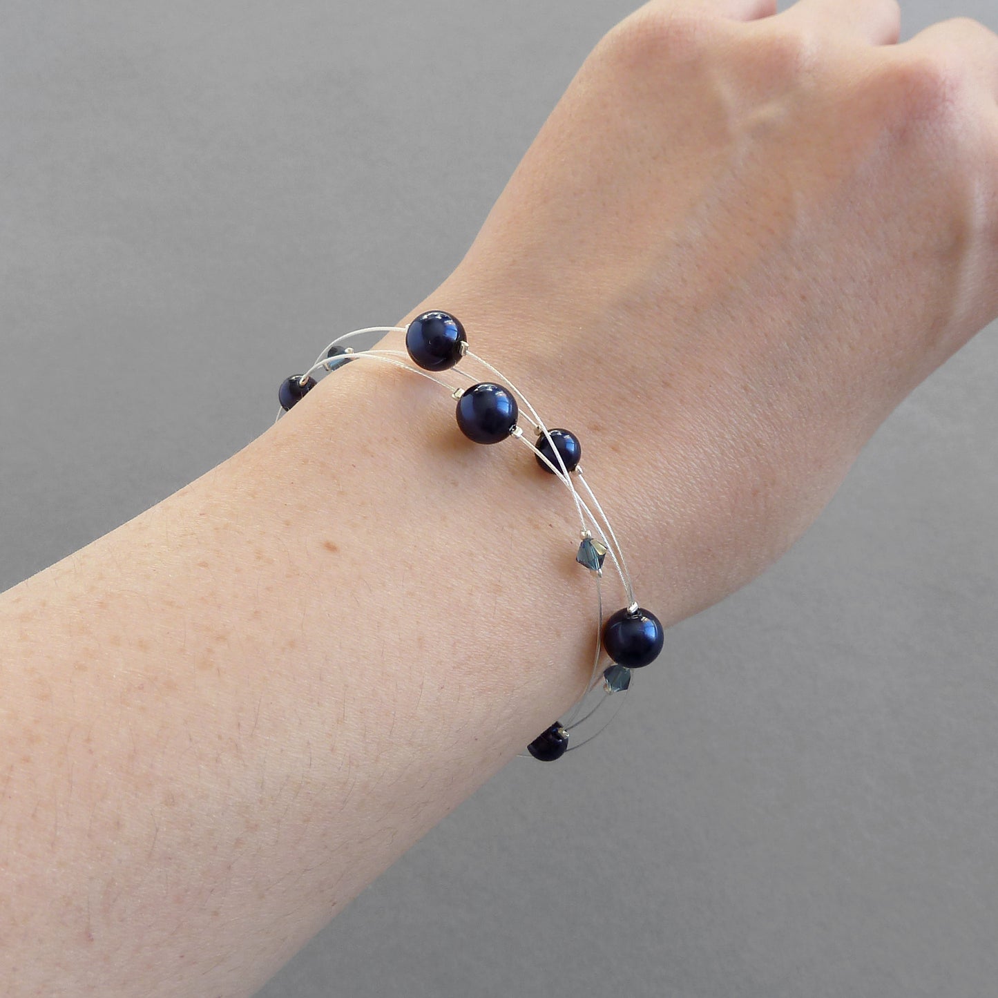 Navy blue pearl wedding bracelet