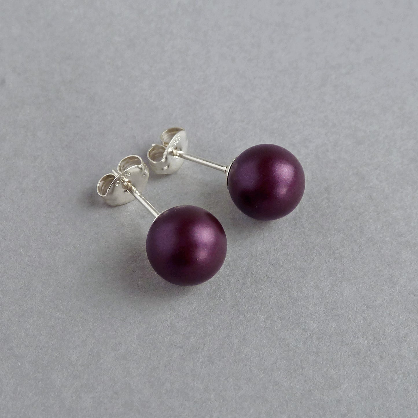 Round elderberry stud earrings