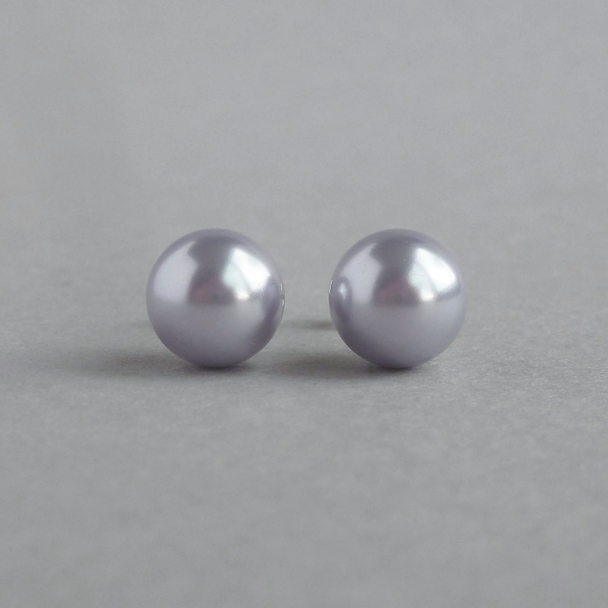 Round lavender pearl stud earrings