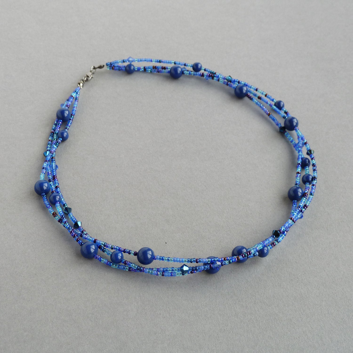 Royal blue bead on sale necklace