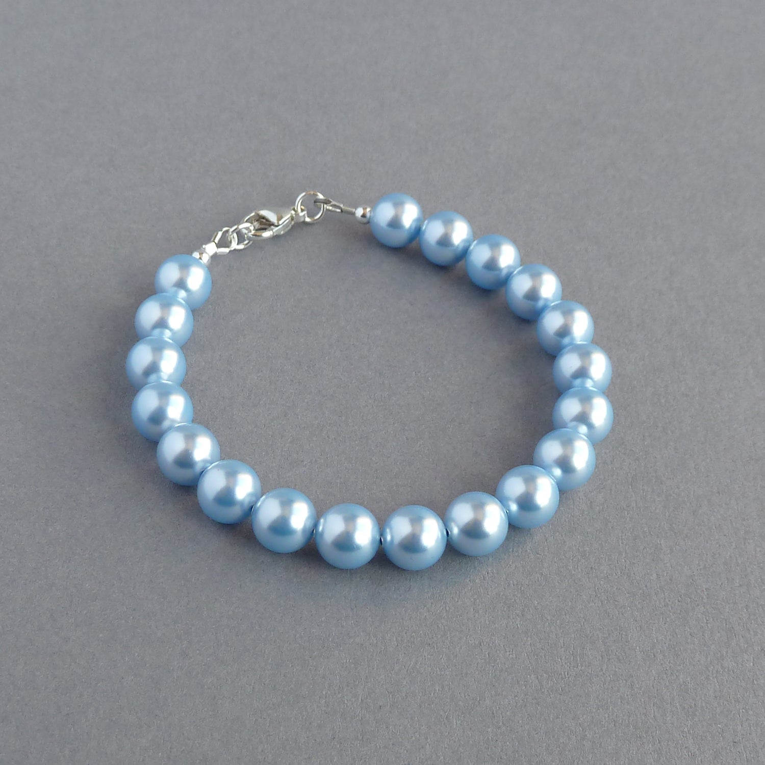 Simple light blue pearl bracelet