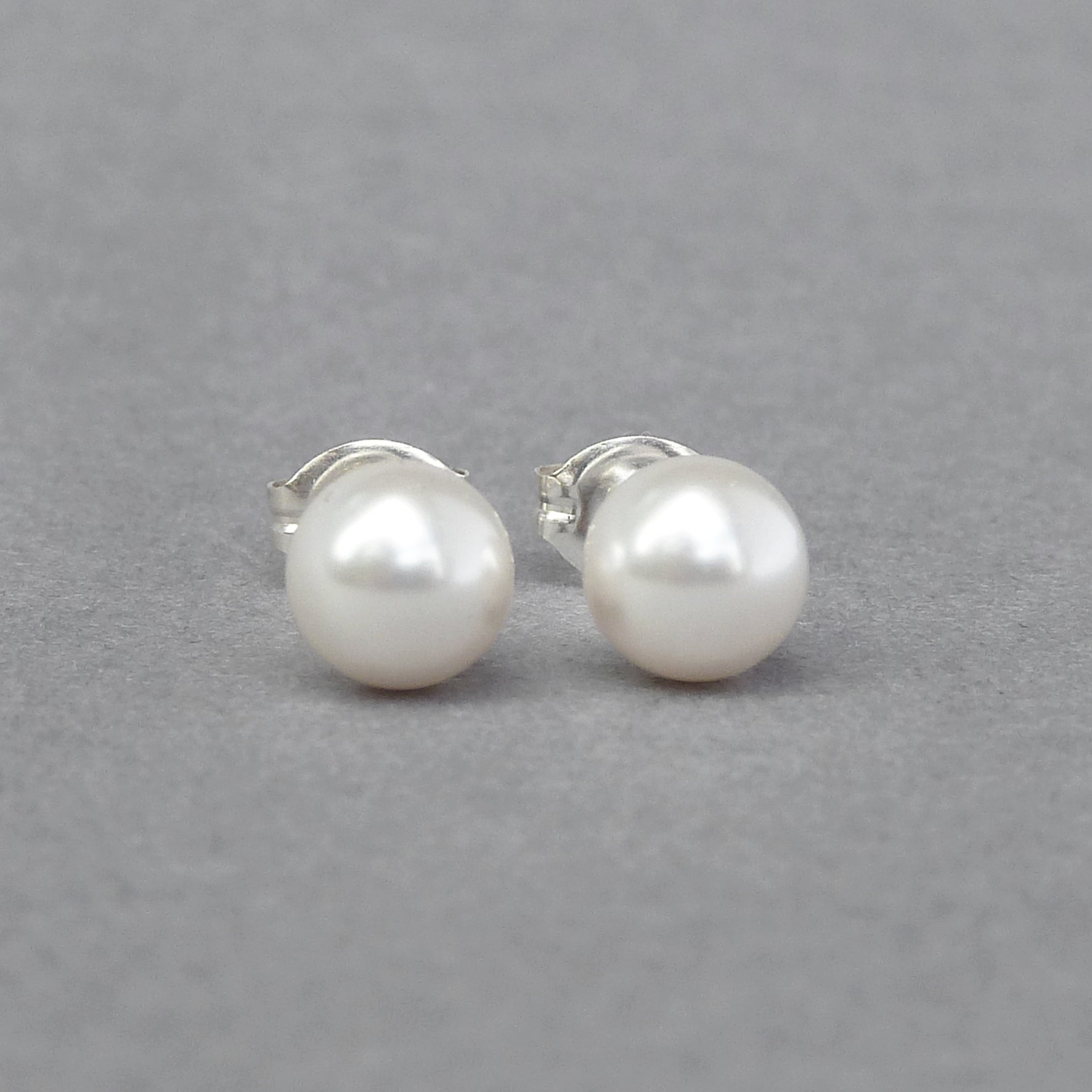 6mm white pearl studs