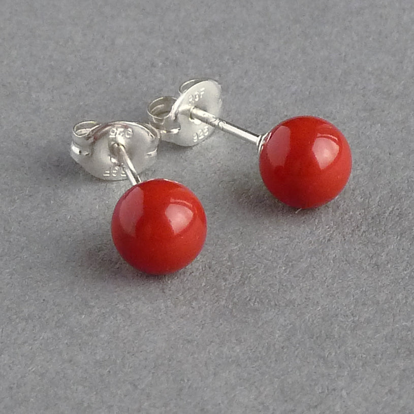 6mm coral red studs